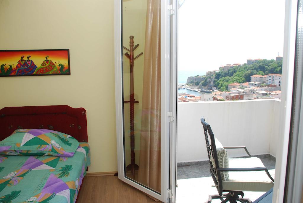 Apartments Ismy Ulcinj Pokoj fotografie