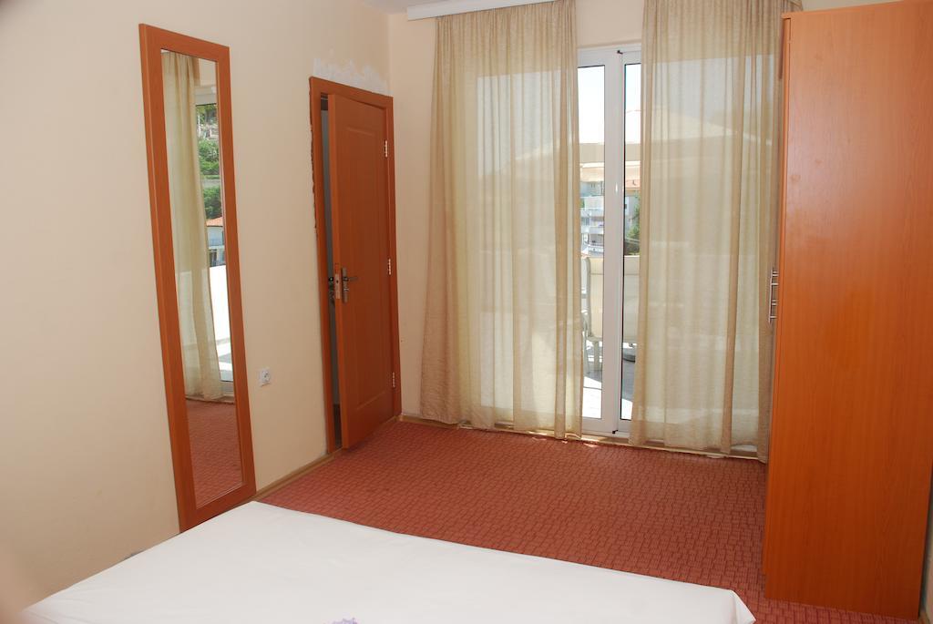 Apartments Ismy Ulcinj Pokoj fotografie